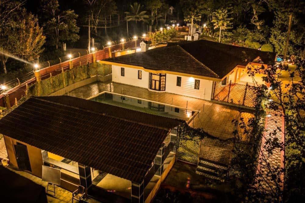 Hôtel Wanders In Travel Company à Madikeri Extérieur photo