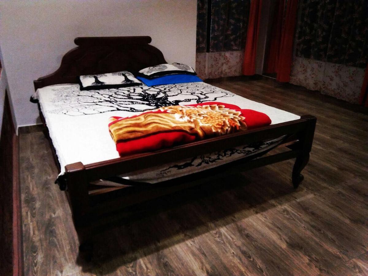 Hôtel Wanders In Travel Company à Madikeri Extérieur photo